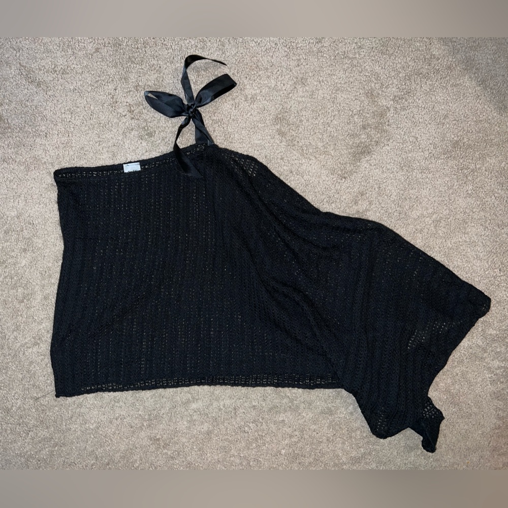 Off the shoulder knit shirt